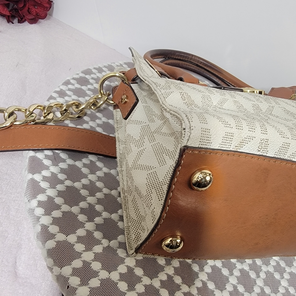 EUC Michael Kors Leather Shoulder /Crossbody bags - Picture 7 of 12